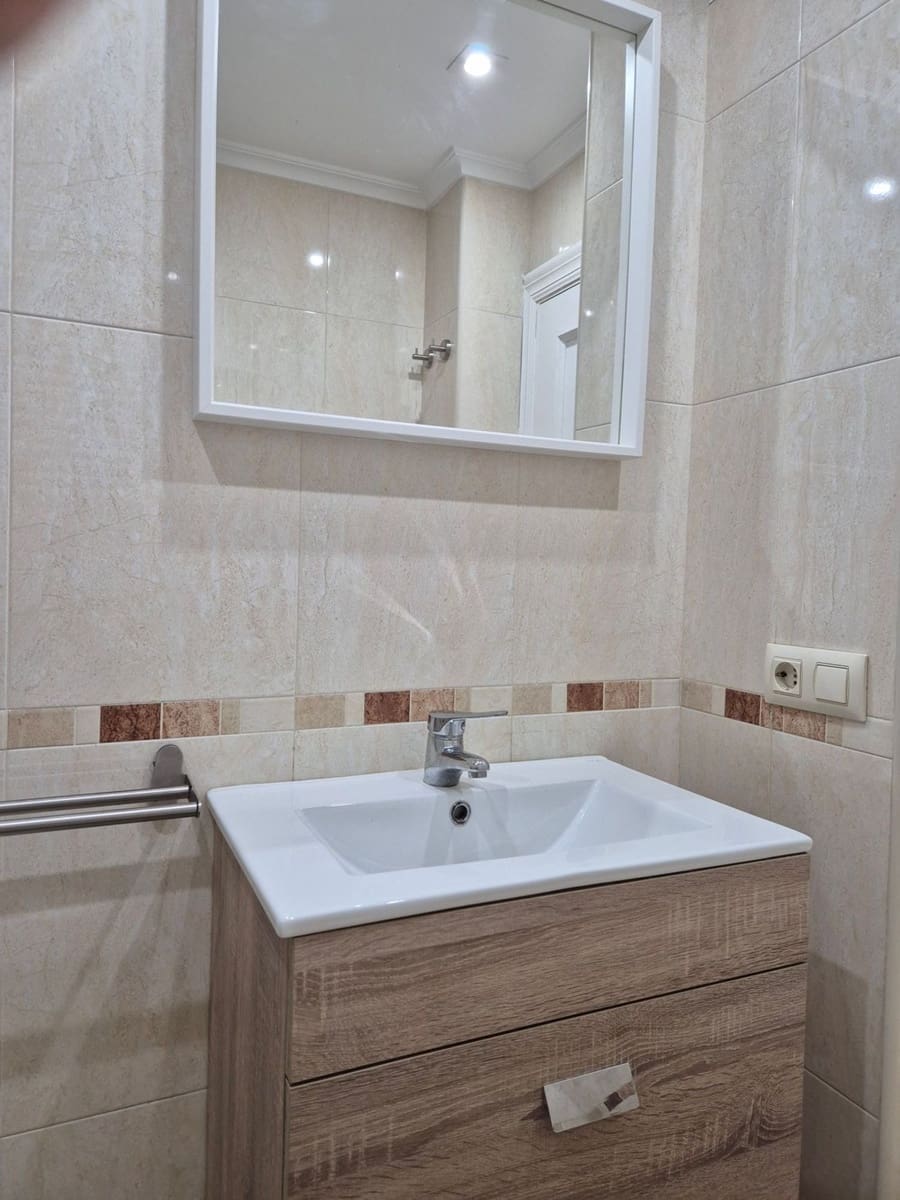 2 camera da letto Appartamento da affittare in Gijon con garage - 800 € (Rif: 9494426)