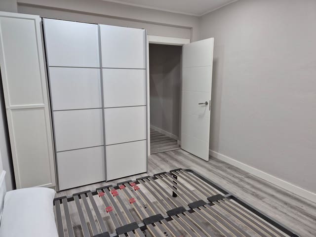 2 camera da letto Appartamento da affittare in Centro Urbano, Gijón con garage - 800 € (Rif: 9494426)