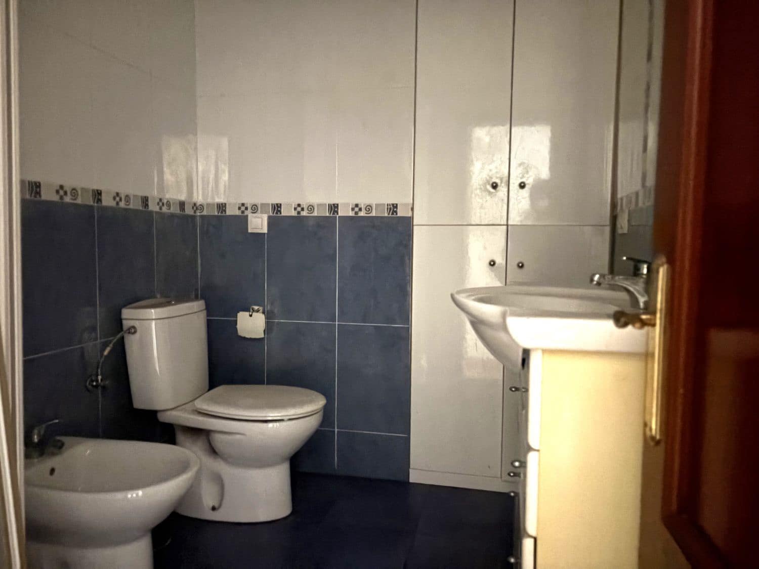 3 bedroom Apartment for sale in Gijon with garage - € 122,000 (Ref: 9496712)