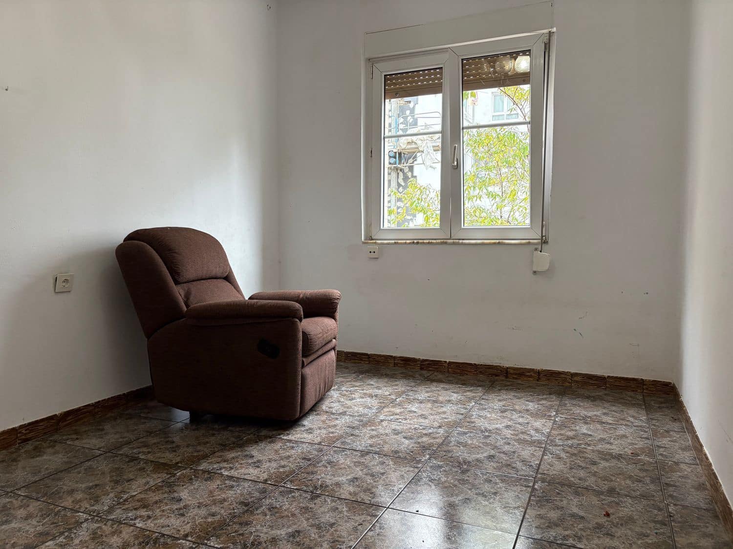 2 bedroom Apartment for sale in Gijon with garage - € 164,000 (Ref: 9496713)