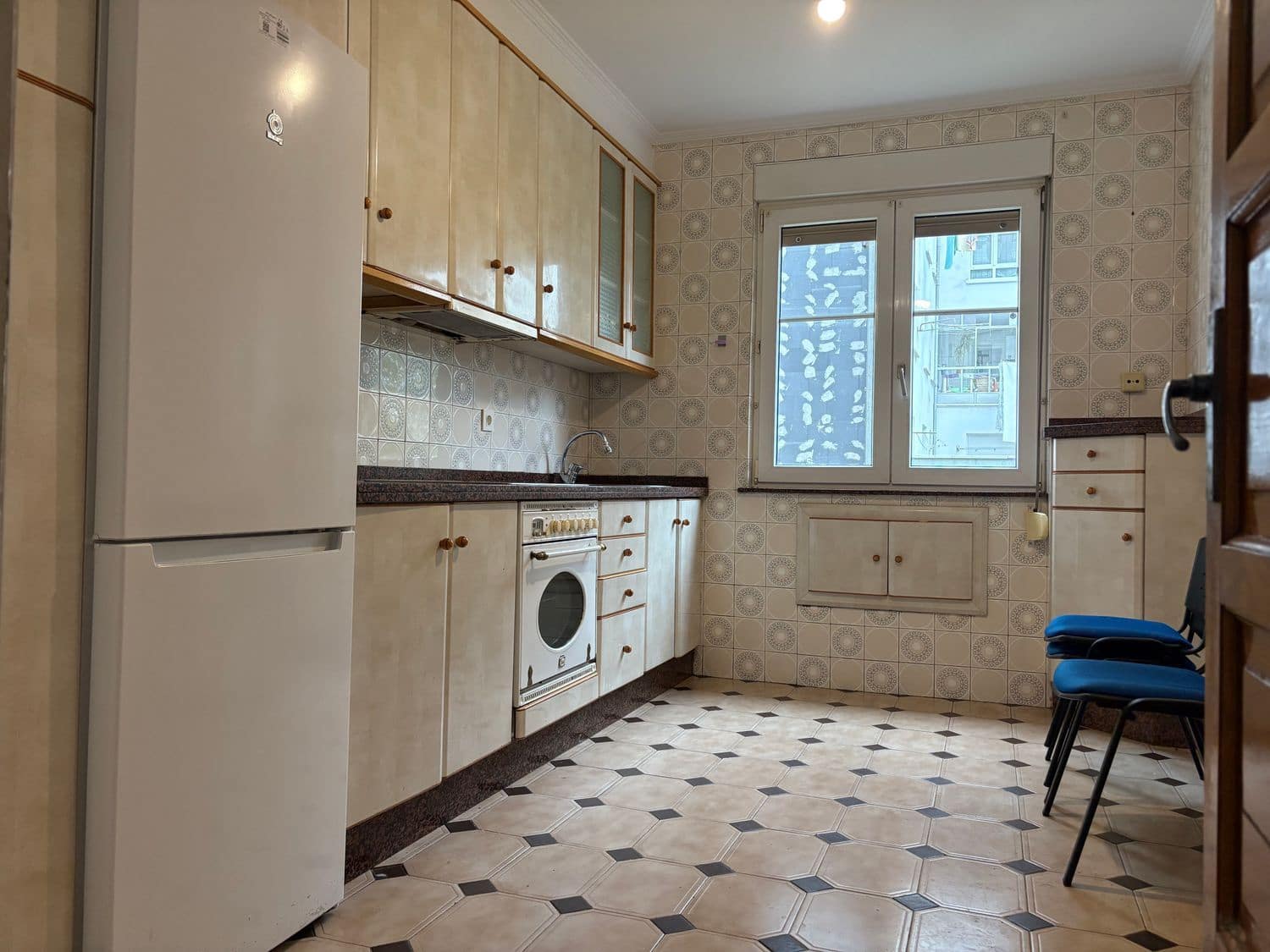 2 bedroom Apartment for sale in Gijon with garage - € 164,000 (Ref: 9496713)