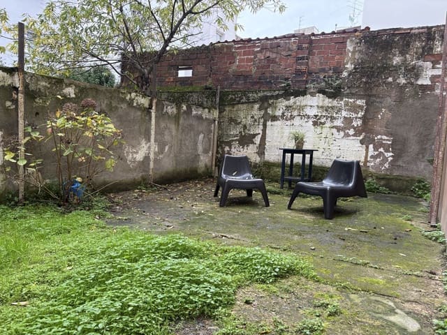 2 soverom Leilighet til salgs i Centro Urbano, Gijón med garasje - € 164 000 (Ref: 9496713)