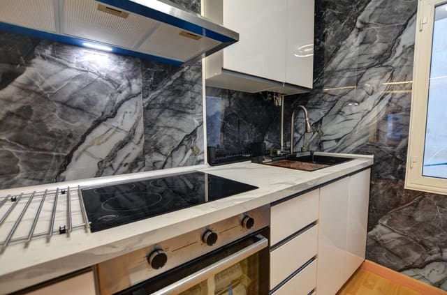 3 sypialnia Apartament na sprzedaż w Centro Urbano, Gijón z garażem - 239 000 € (Ref: 9496714)