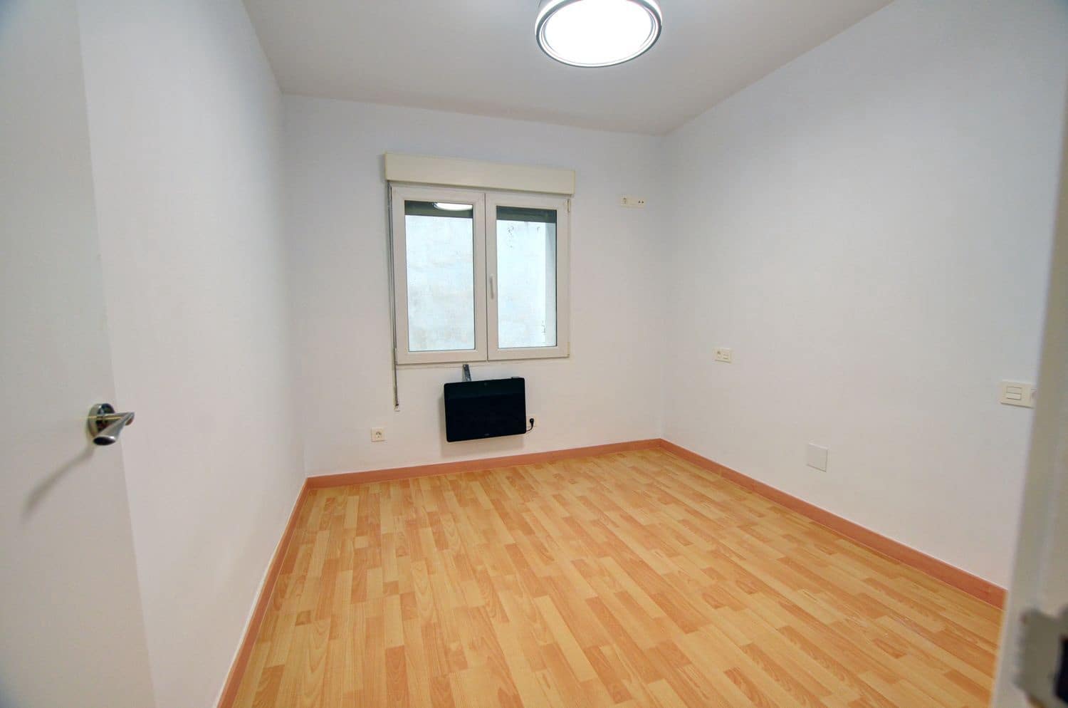 3 bedroom Apartment for sale in Gijon with garage - € 239,000 (Ref: 9496714)