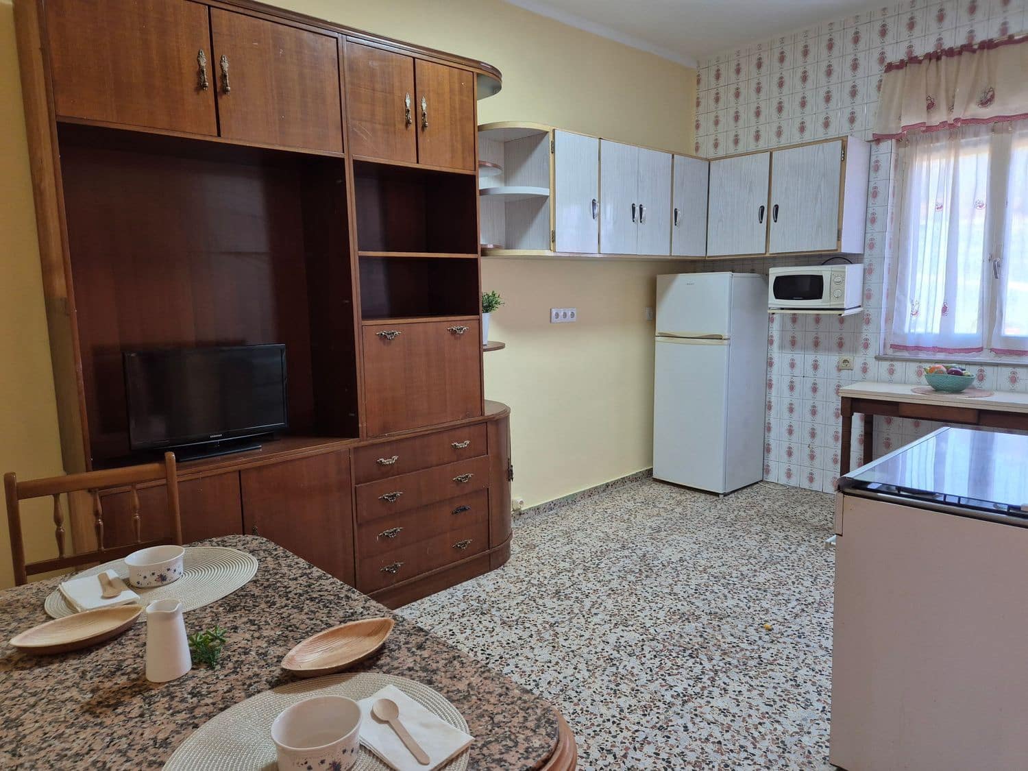 2 soveværelse Lejlighed til salg i Llastres med garage - € 85.000 (Ref: 9496716)