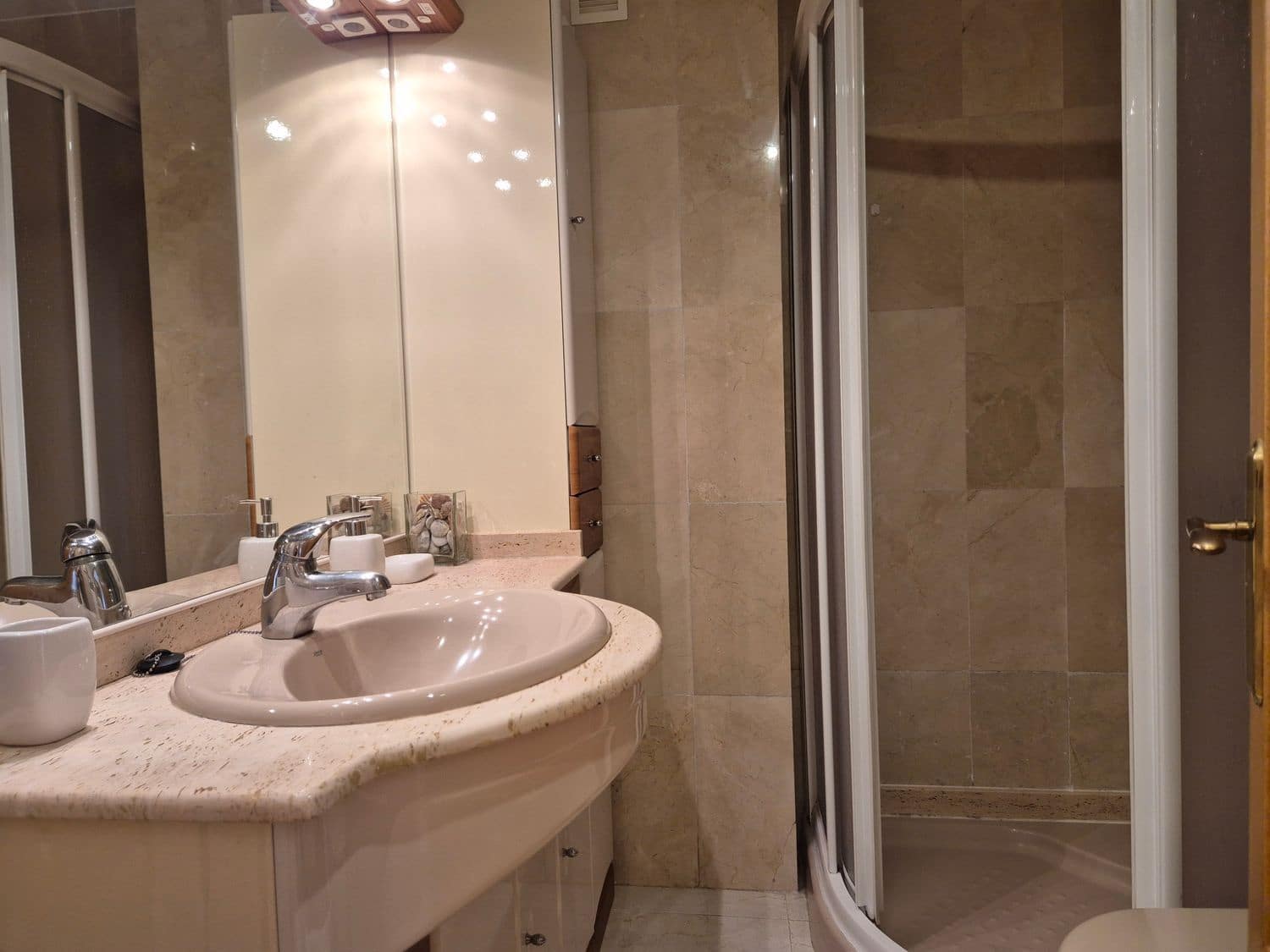 1 makuuhuone Huoneisto vuokrattavana paikassa Gijon mukana 
autotalli - 700 € (Ref: 9501873)