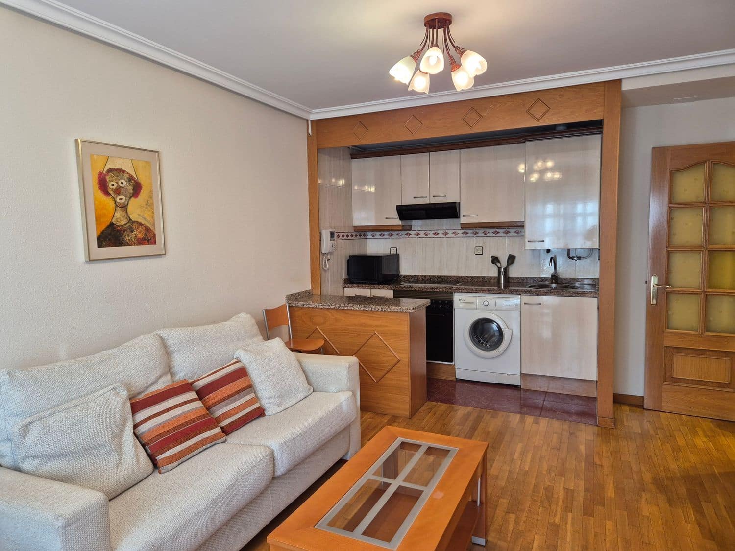 1 makuuhuone Huoneisto vuokrattavana paikassa Gijon mukana 
autotalli - 700 € (Ref: 9501873)