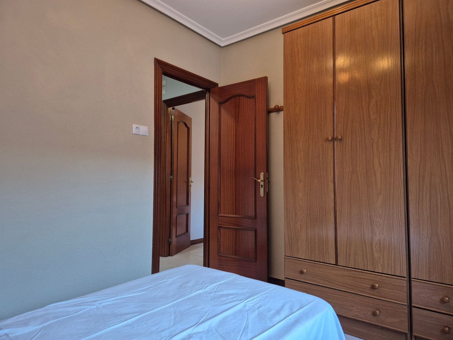 2 makuuhuone Huoneisto vuokrattavana paikassa San Martin del Rey Aurelio mukana 
autotalli - 550 € (Ref: 9503729)