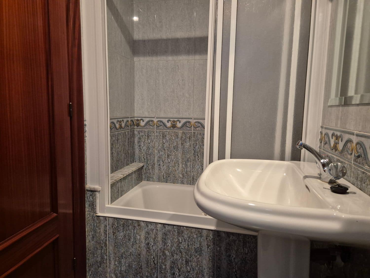 2 makuuhuone Huoneisto vuokrattavana paikassa San Martin del Rey Aurelio mukana 
autotalli - 550 € (Ref: 9503729)