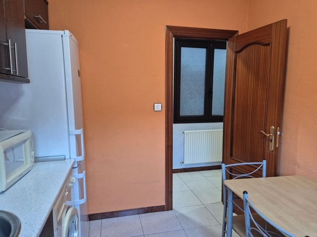 2 makuuhuone Huoneisto vuokrattavana paikassa San Martín del Rey Aurelio mukana 
autotalli - 550 € (Ref: 9503729)