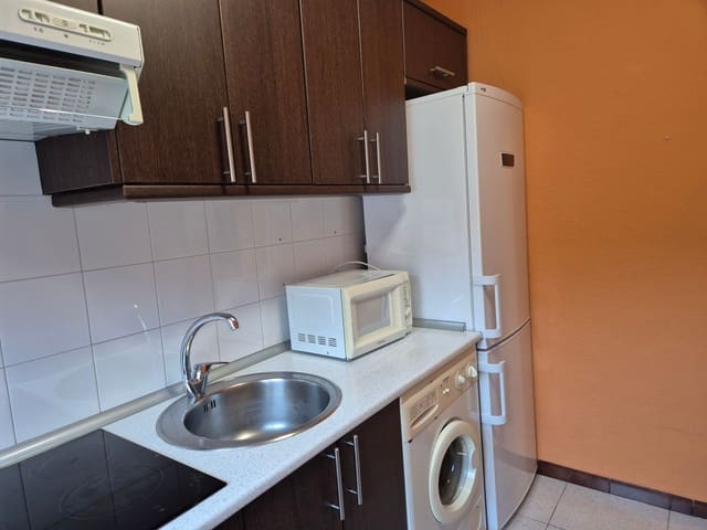 2 makuuhuone Huoneisto vuokrattavana paikassa San Martín del Rey Aurelio mukana 
autotalli - 550 € (Ref: 9503729)