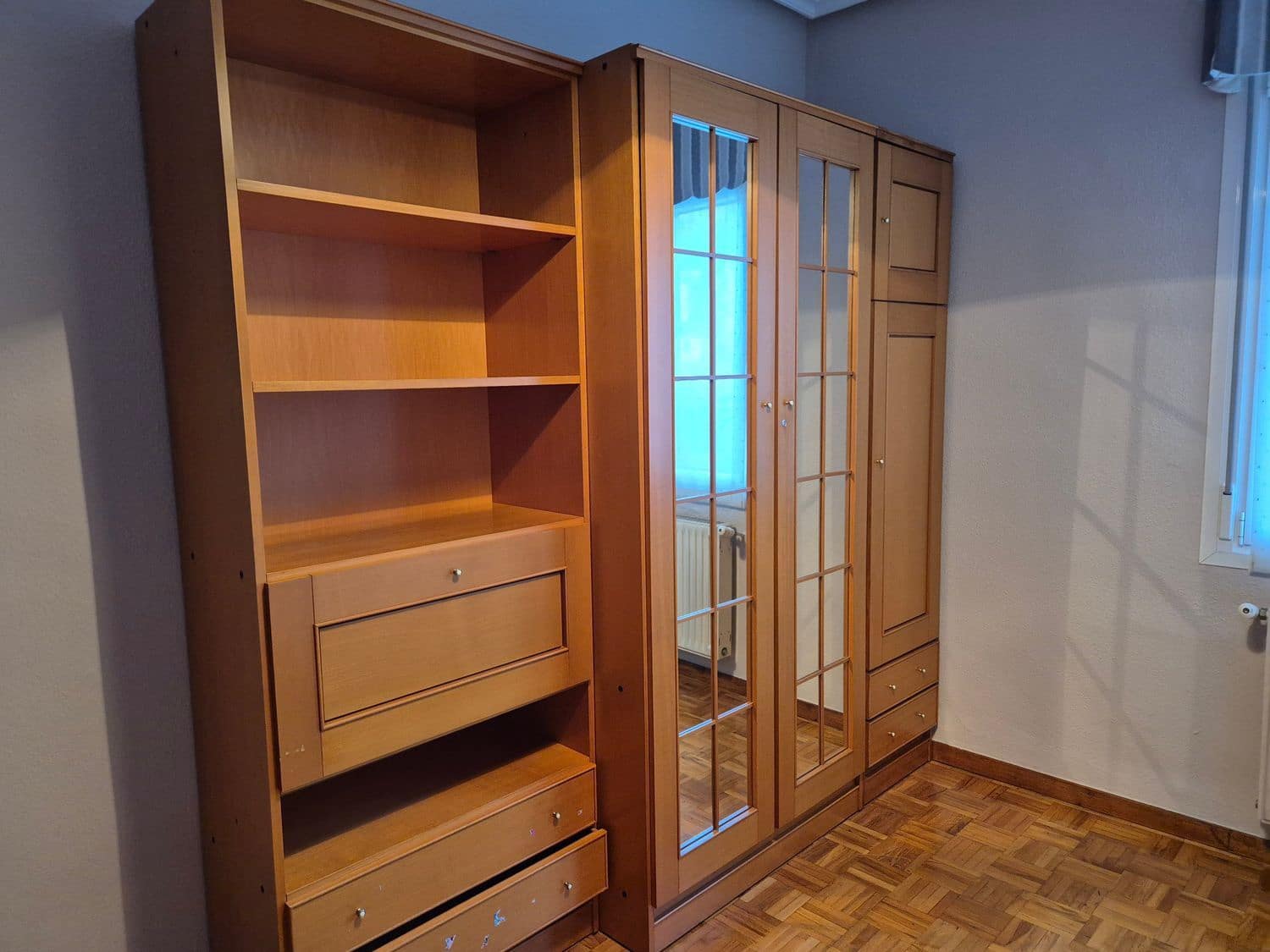 5 bedroom Apartment for rent in San Martin del Rey Aurelio with garage - € 750 (Ref: 9503730)