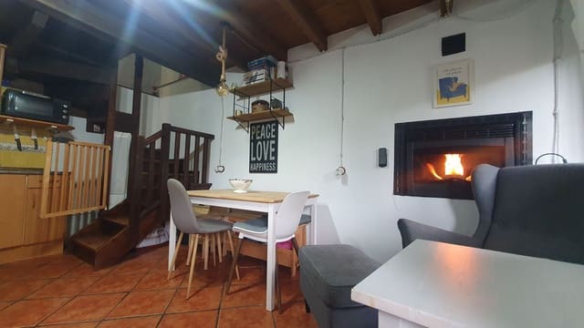 2 slaapkamer Finca/Landhuis te koop in Colunga met garage - € 120.000 (Ref: 9503731)