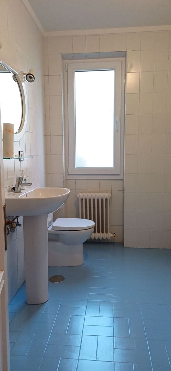 3 makuuhuone Huoneisto vuokrattavana paikassa Gijon mukana 
autotalli - 950 € (Ref: 9503733)