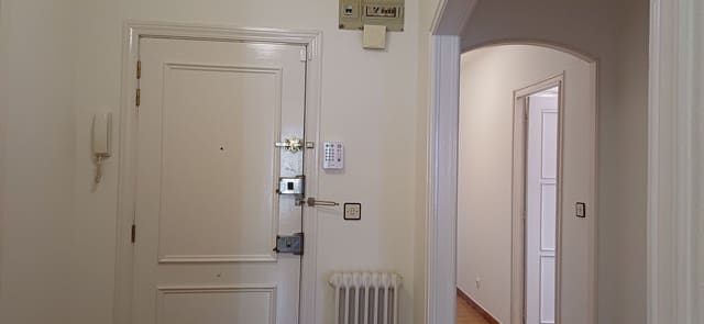 3 makuuhuone Huoneisto vuokrattavana paikassa Centro Urbano, Gijón mukana 
autotalli - 950 € (Ref: 9503733)