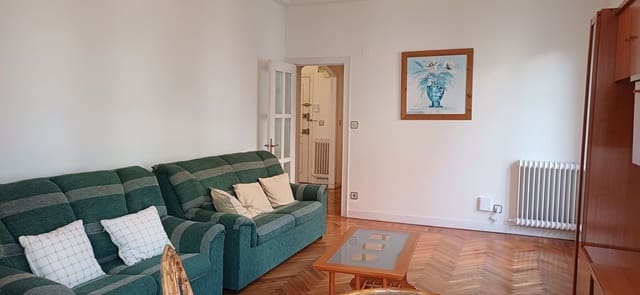 3 makuuhuone Huoneisto vuokrattavana paikassa Centro Urbano, Gijón mukana 
autotalli - 950 € (Ref: 9503733)