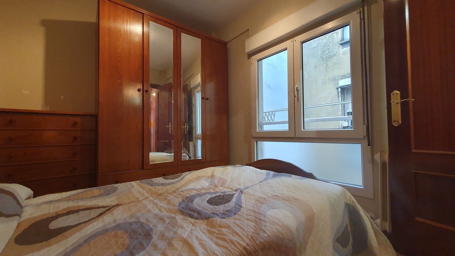 2 Zimmer Apartment zu verkaufen in Gijon mit Garage - 120.000 € (Ref: 9508405)