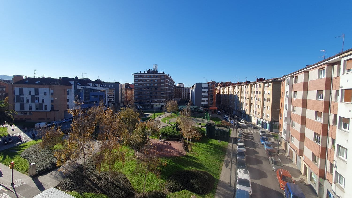 2 Zimmer Apartment zu verkaufen in Gijon mit Garage - 120.000 € (Ref: 9508405)