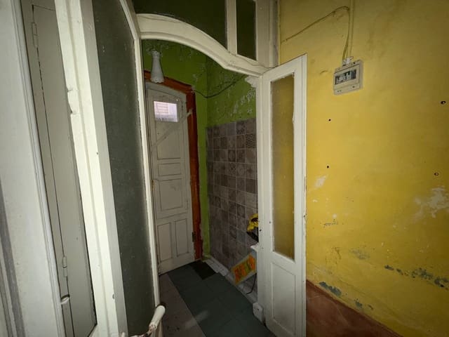 4 bedroom Townhouse for sale in Cudillero with garage - € 125,000 (Ref: 9508406)