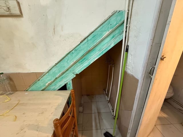 4 bedroom Townhouse for sale in Cudillero with garage - € 125,000 (Ref: 9508406)