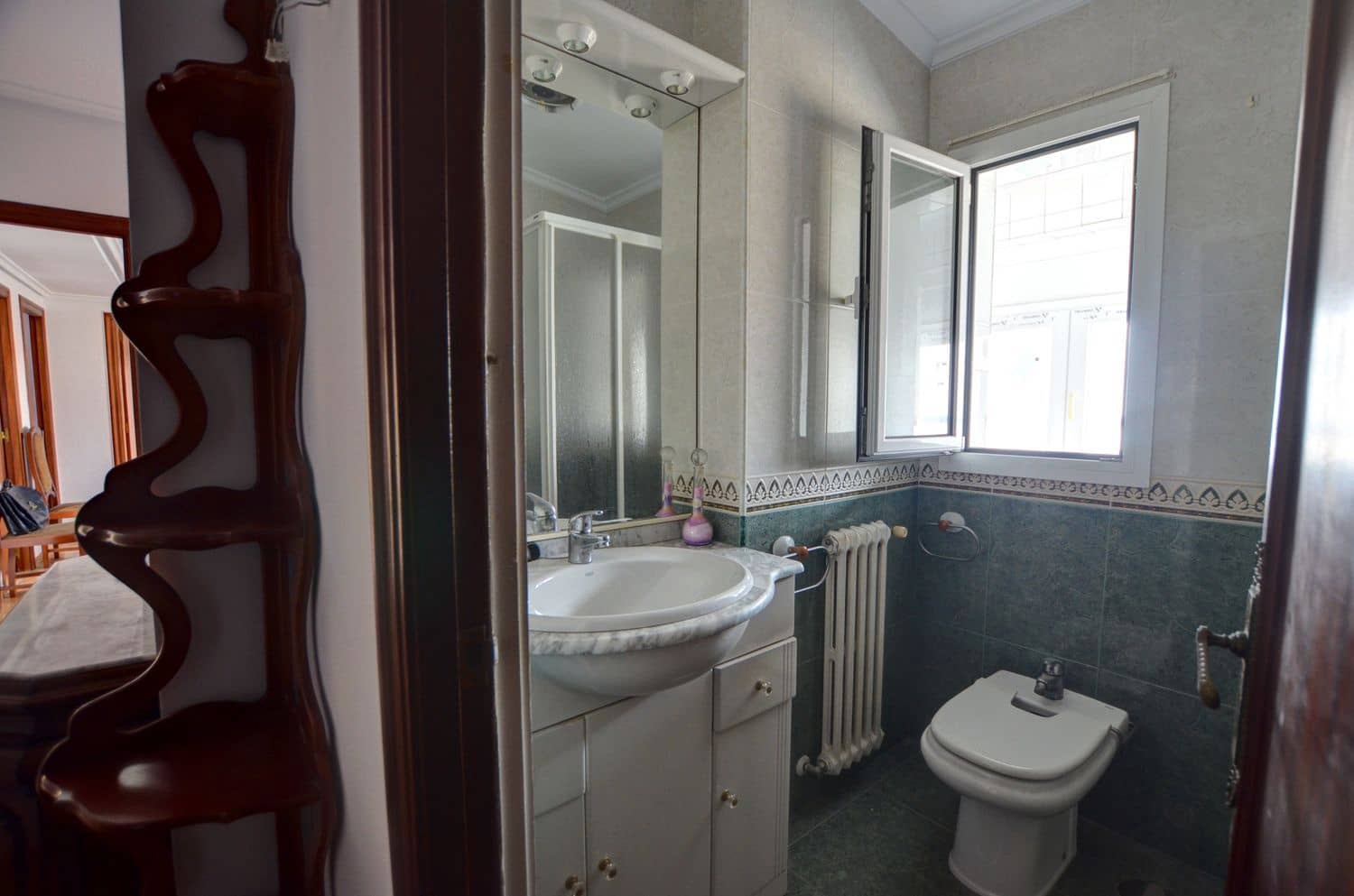 4 chambre Appartement à vendre à Aviles avec garage - 119 000 € (Ref: 9518262)