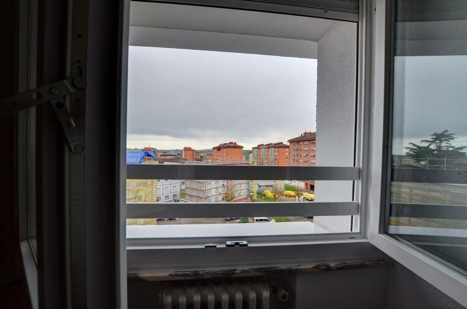 4 chambre Appartement à vendre à Aviles avec garage - 119 000 € (Ref: 9518262)