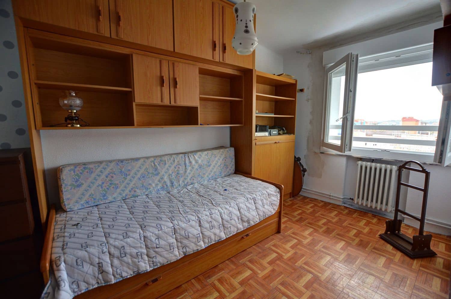 4 chambre Appartement à vendre à Aviles avec garage - 119 000 € (Ref: 9518262)