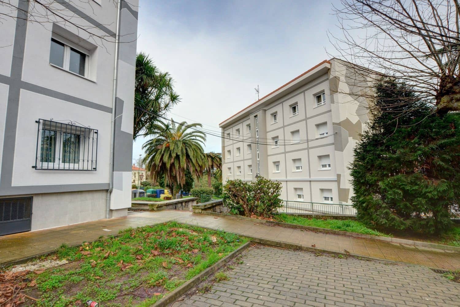 4 chambre Appartement à vendre à Aviles avec garage - 119 000 € (Ref: 9518262)