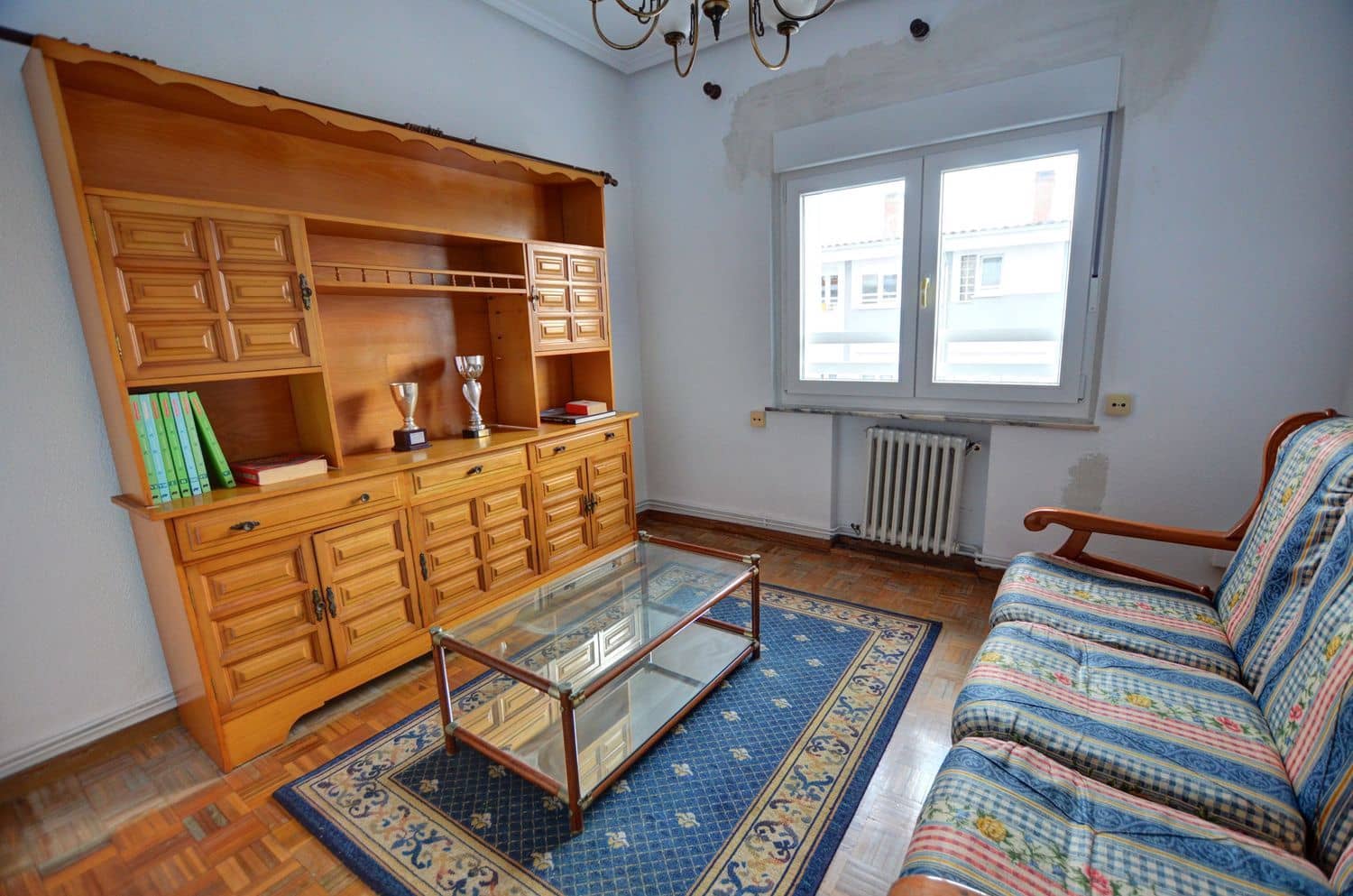 4 chambre Appartement à vendre à Aviles avec garage - 119 000 € (Ref: 9518262)