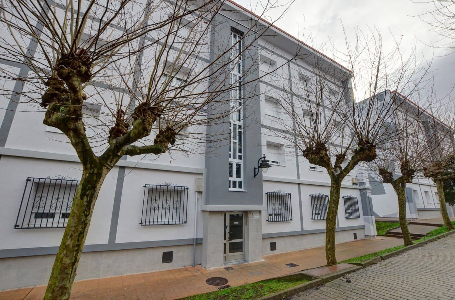 4 chambre Appartement à vendre à Aviles avec garage - 119 000 € (Ref: 9518262)