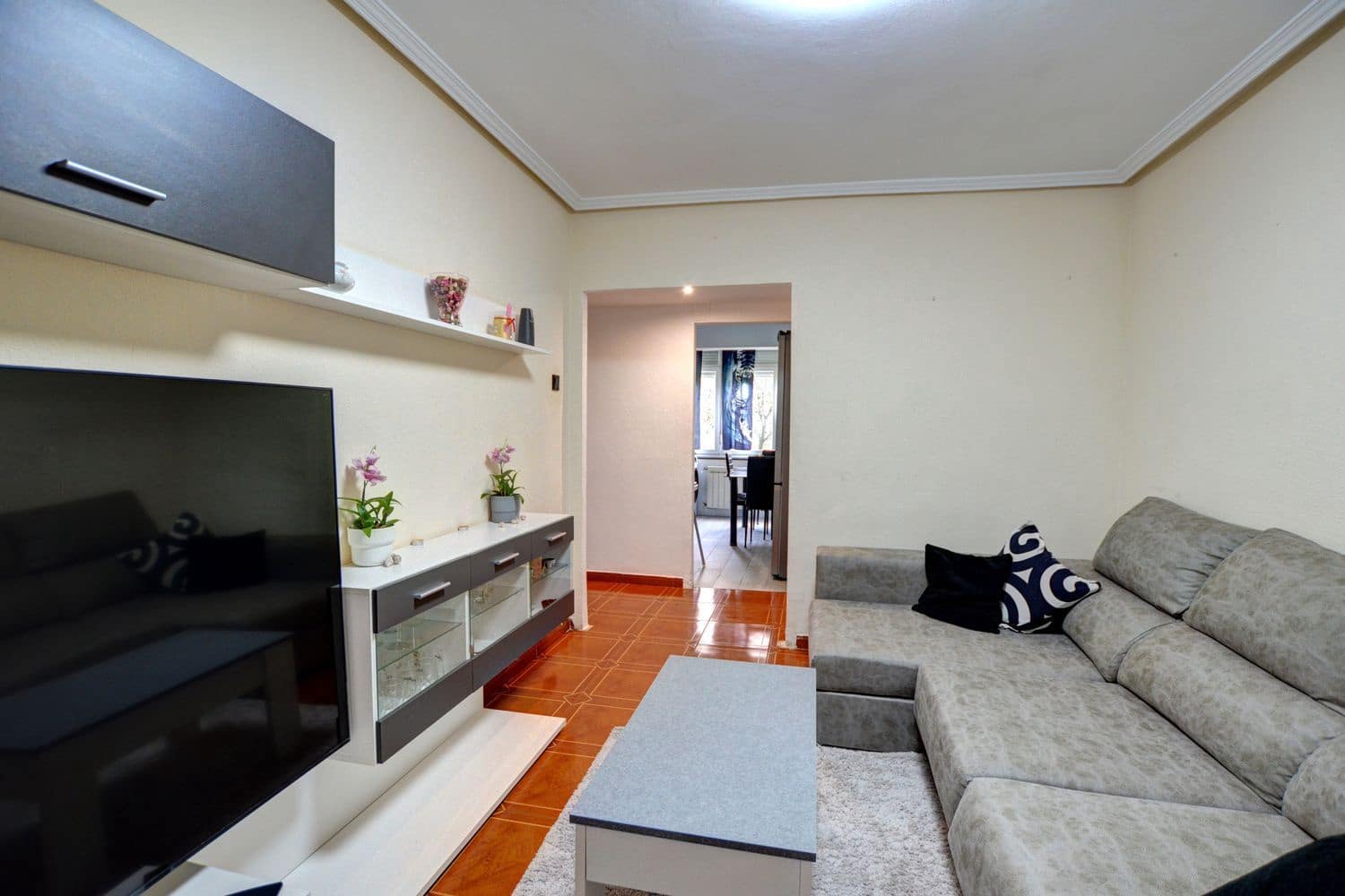 3 soveværelse Lejlighed til salg i Gijon med garage - € 165.000 (Ref: 9523990)