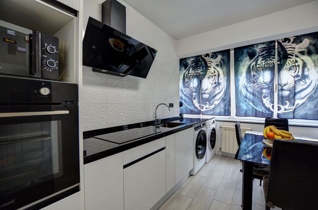 3 soveværelse Lejlighed til salg i Centro Urbano, Gijón med garage - € 165.000 (Ref: 9523990)