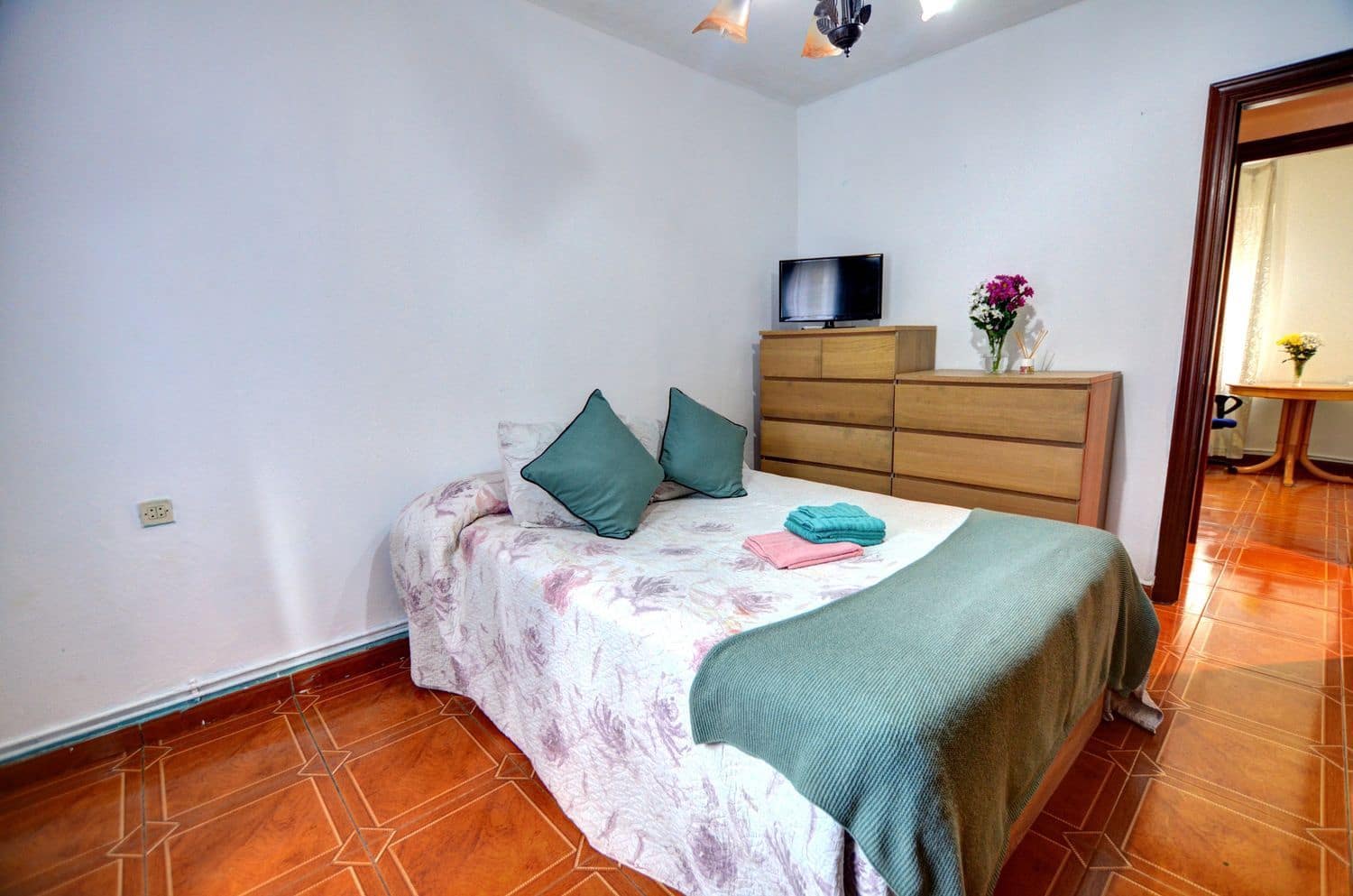 3 soveværelse Lejlighed til salg i Gijon med garage - € 165.000 (Ref: 9523990)