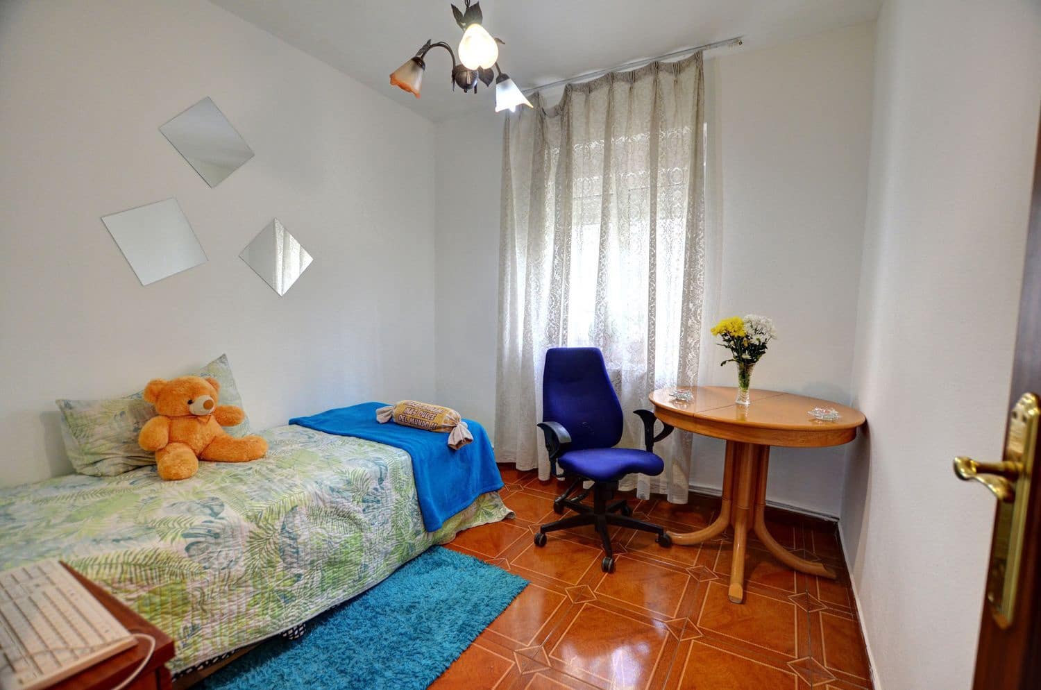 3 soveværelse Lejlighed til salg i Gijon med garage - € 165.000 (Ref: 9523990)