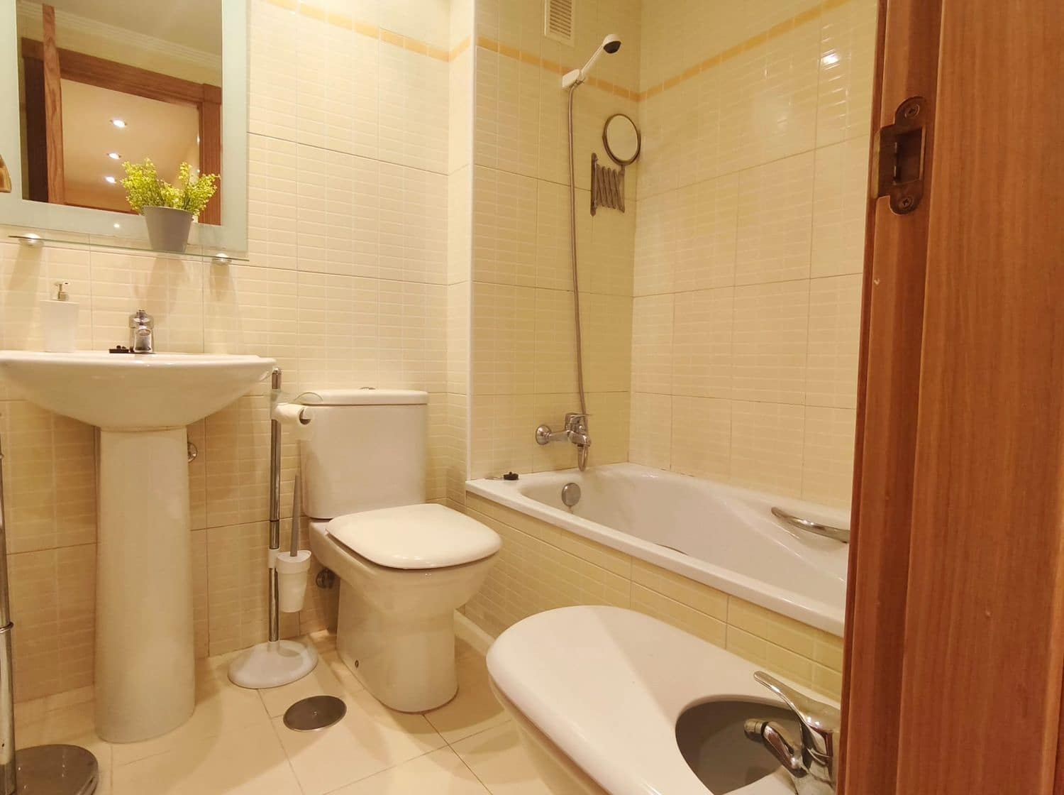 3 sypialnia Apartament na sprzedaż w Gijon z garażem - 290 000 € (Ref: 9525924)