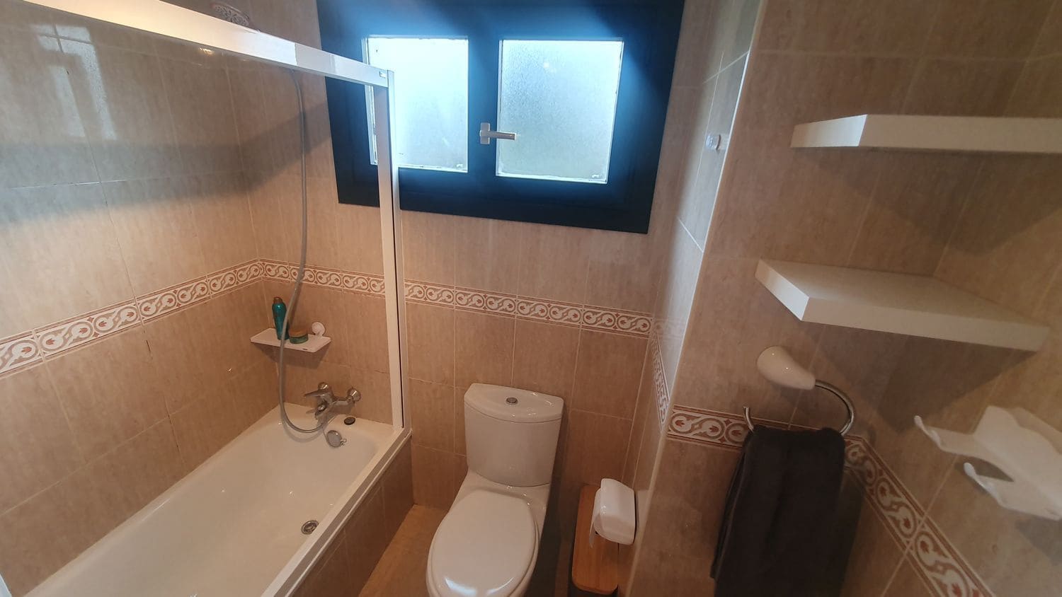 2 soverom Leilighet til salgs i Colunga med svømmebasseng garasje - € 189 000 (Ref: 9525925)