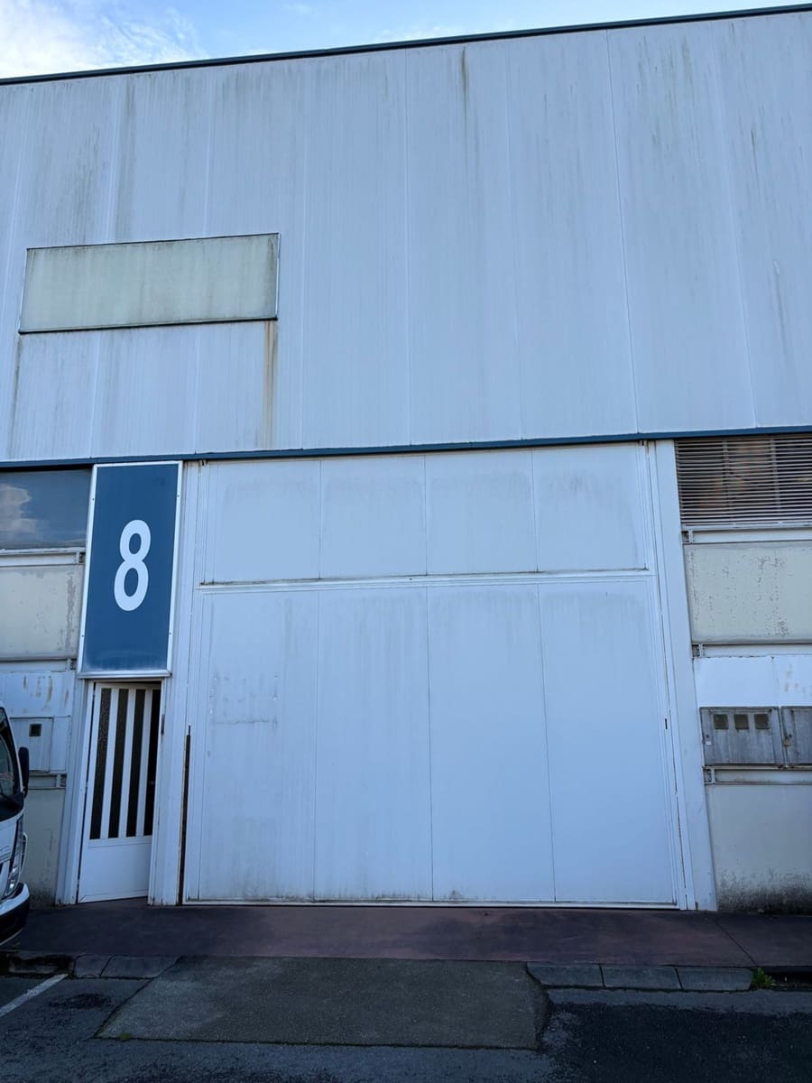 Erhverv til salg i Corvera de Asturias - € 250.000 (Ref: 9529265)