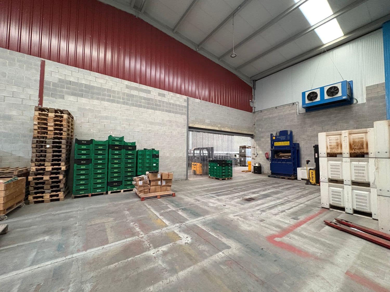 Erhverv til salg i Corvera de Asturias - € 250.000 (Ref: 9529265)