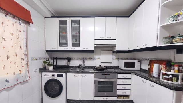 3 soverom Leilighet til salgs i Centro Urbano, Gijón med garasje - € 310 000 (Ref: 9533232)