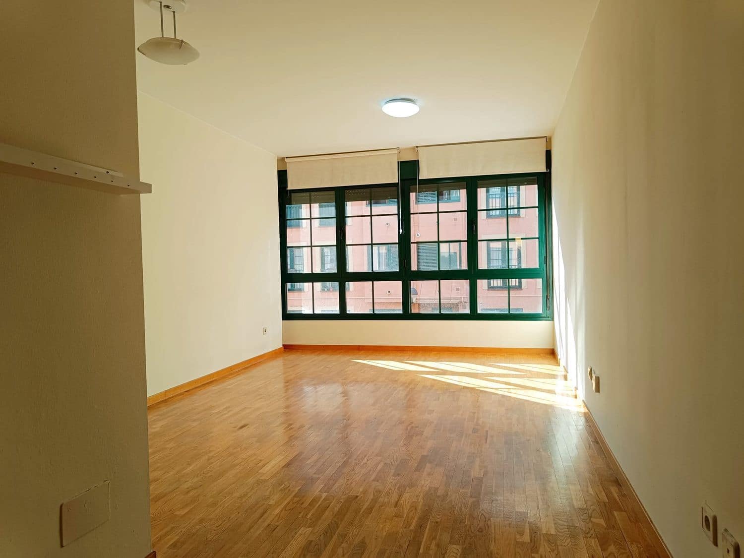 2 soveværelse Lejlighed til salg i Llanera med garage - € 153.000 (Ref: 9533233)