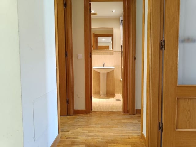 2 soveværelse Lejlighed til salg i Llanera med garage - € 153.000 (Ref: 9533233)