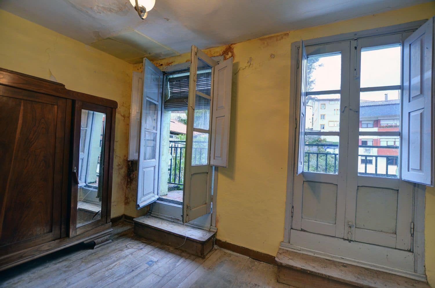 7 chambre Finca/Maison de Campagne à vendre à Tineo avec garage - 145 000 € (Ref: 9533234)