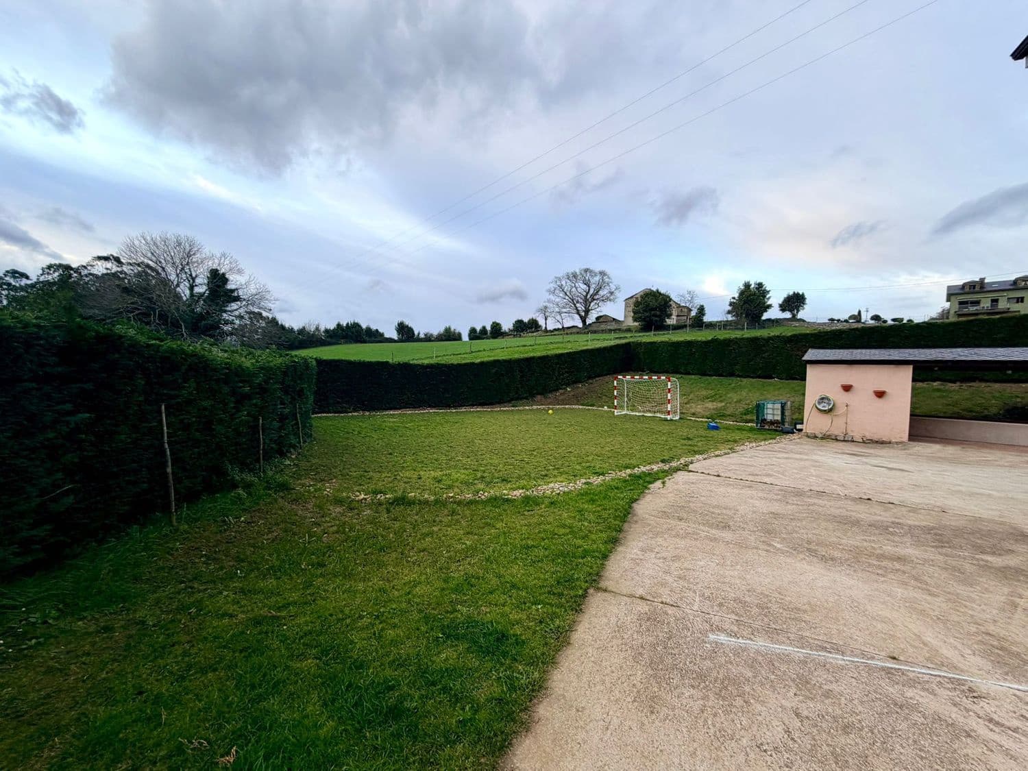 5 soveværelse Villa til salg i Castropol med garage - € 375.000 (Ref: 9540919)