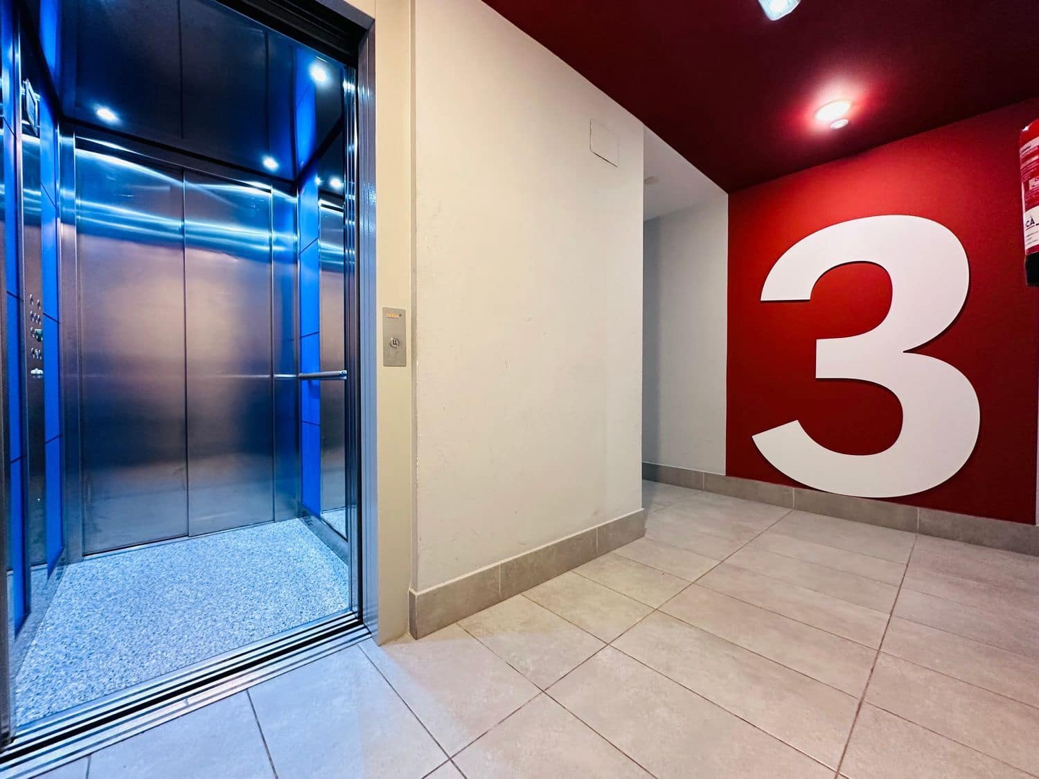 3 slaapkamer Appartement te koop in Gijon met garage - € 274.900 (Ref: 9543098)