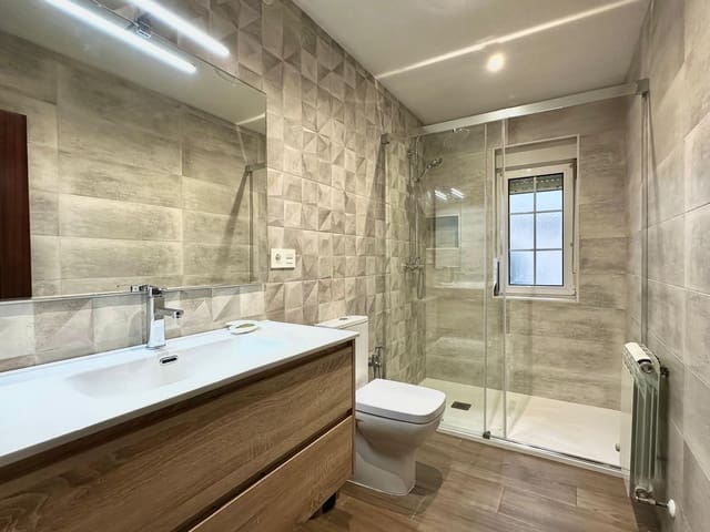 3 soveværelse Byhus til salg i Centro Urbano, Gijón med garage - € 229.000 (Ref: 9543099)