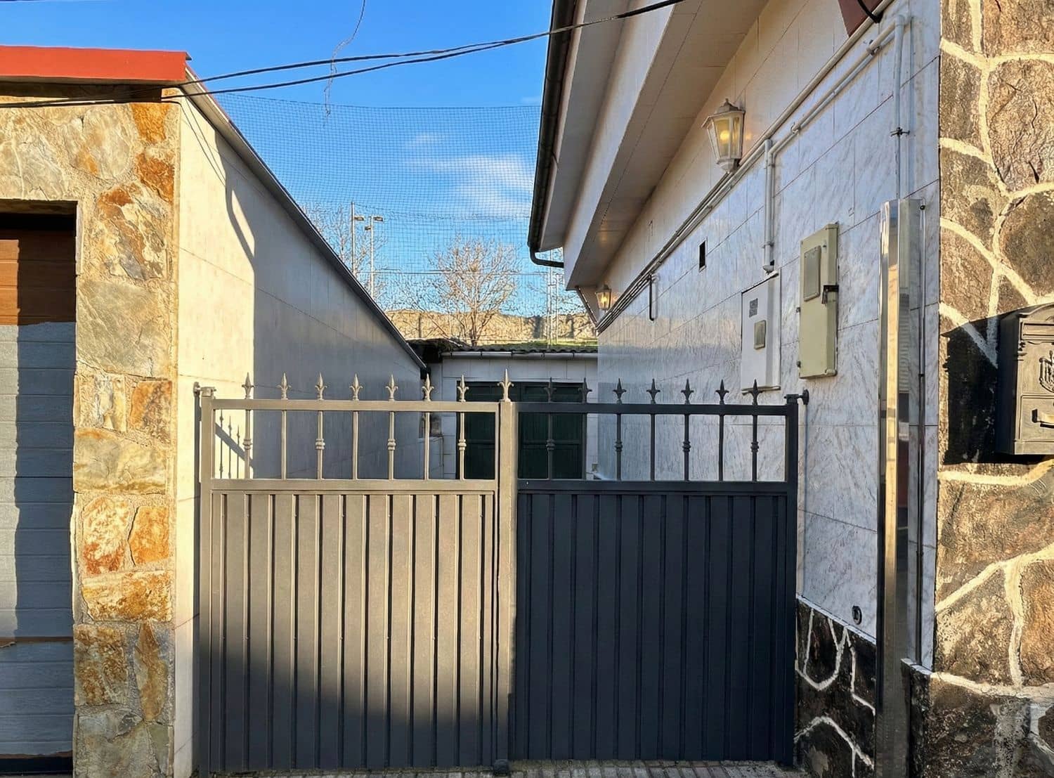 3 soveværelse Byhus til salg i Gijon med garage - € 229.000 (Ref: 9543099)