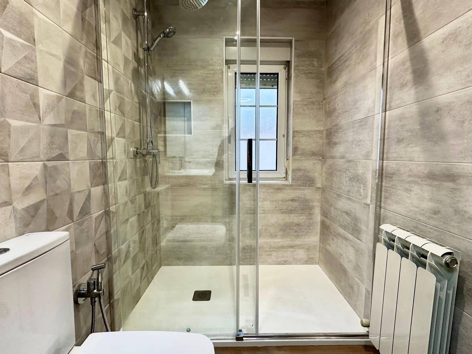 3 soveværelse Byhus til salg i Gijon med garage - € 229.000 (Ref: 9543099)