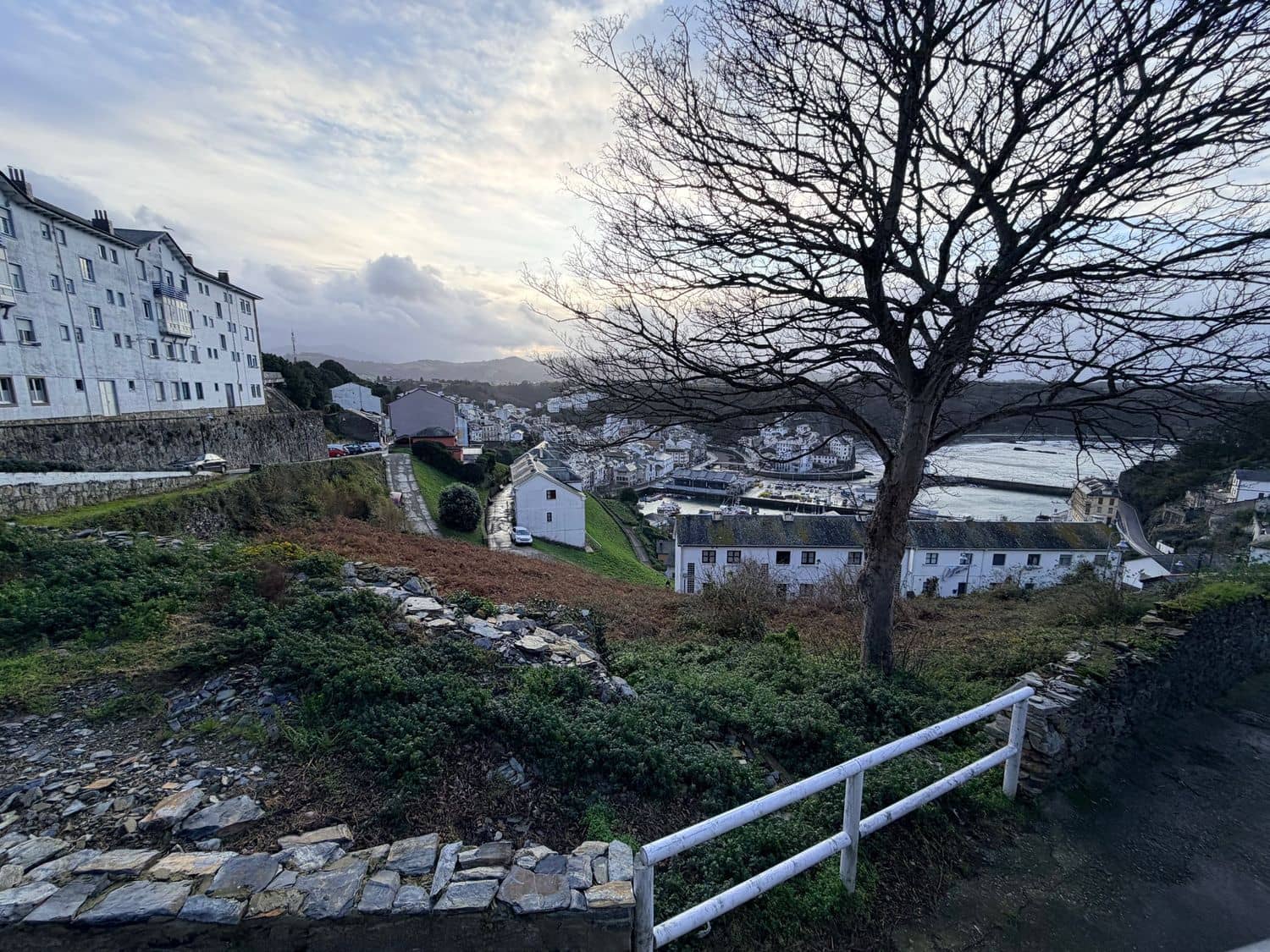 Mark till salu i Luarca - 750 000 € (Ref: 9543100)