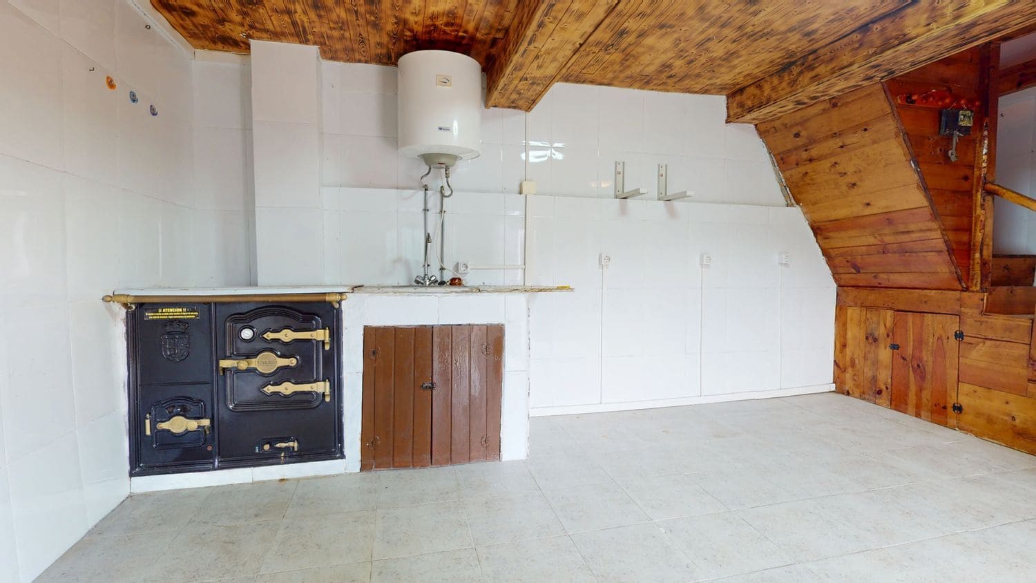 4 soveværelse Finca/Landehus til salg i Mieres med garage - € 29.900 (Ref: 9543101)