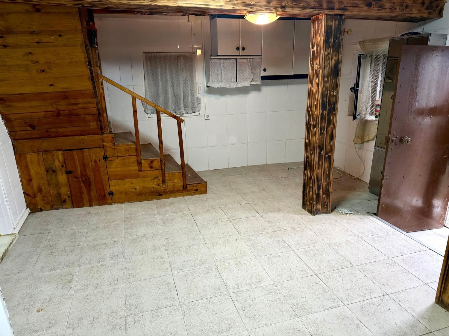 4 soveværelse Finca/Landehus til salg i Mieres med garage - € 29.900 (Ref: 9543101)